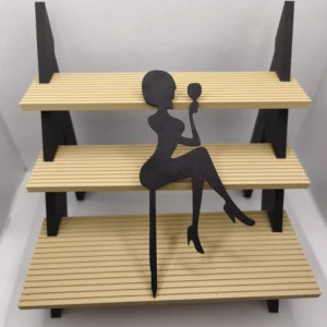 Zápich na tortu sediaca dáma